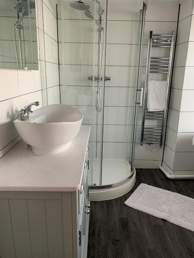 Ferienwohnung Bernards Hideout Cromer Exterior foto